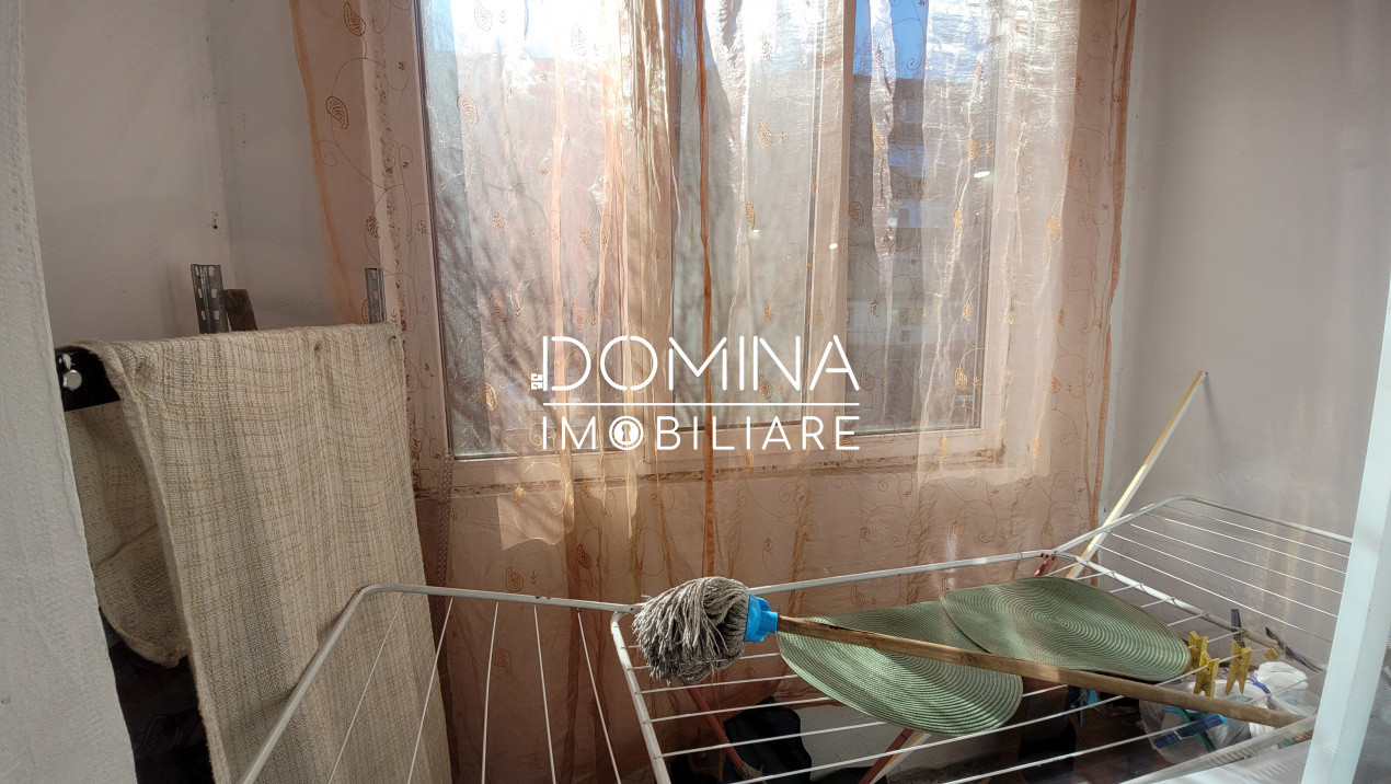 Vânzare apartament 3 camere, Târgu Jiu, zona 23 August