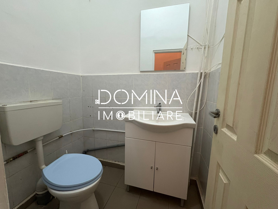 Închiriere spațiu comercial cu vitrină stradală - str. 22 Decembrie 1989 - 8 Mai