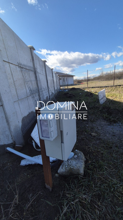 Vânzare teren intravilan împrejmuit - zonă liniștită, Drăguțești