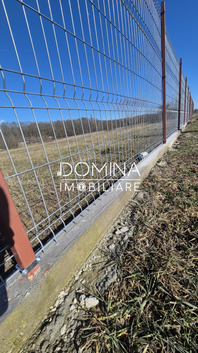 Vânzare teren intravilan împrejmuit - zonă liniștită, Drăguțești