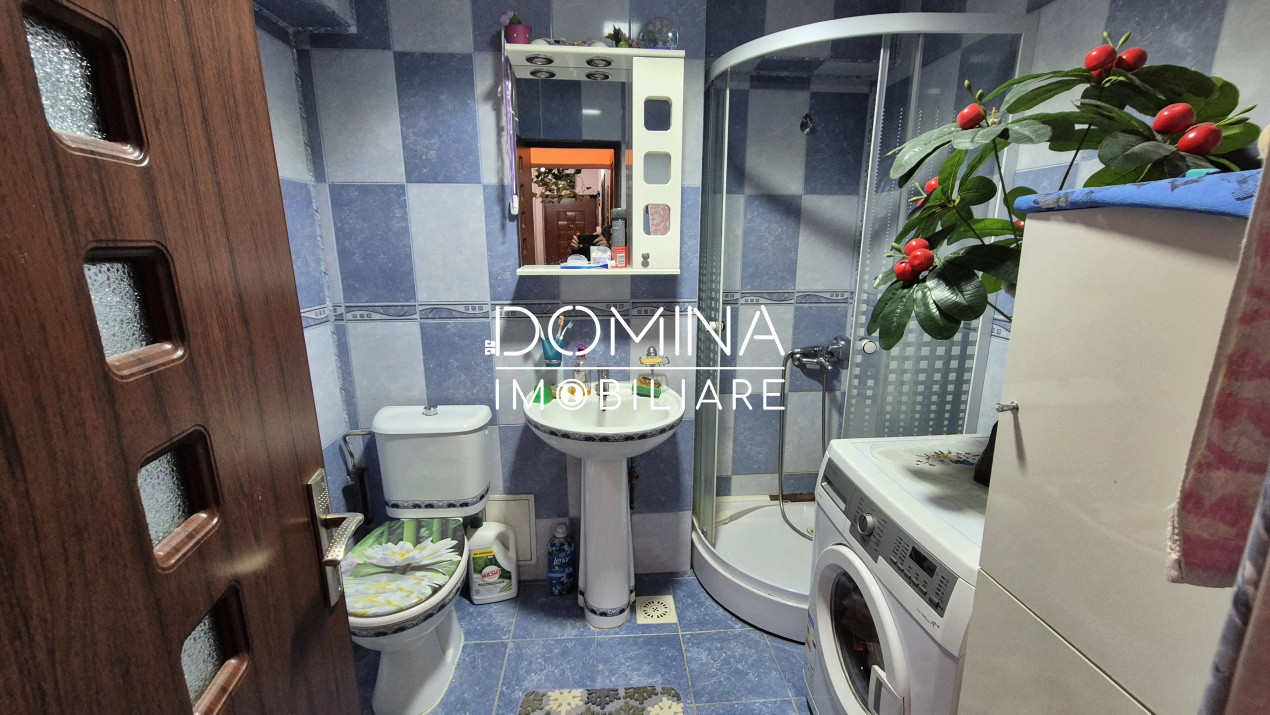 Vânzare apartament 4 camere, 93 mp, în Târgu Jiu, strada Nicolae Titulescu