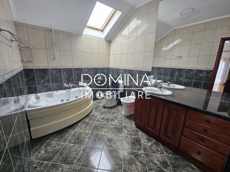 Vânzare vilă spațioasă P+1+M, în Târgu Jiu, strada Tismana - zonă rezidențială