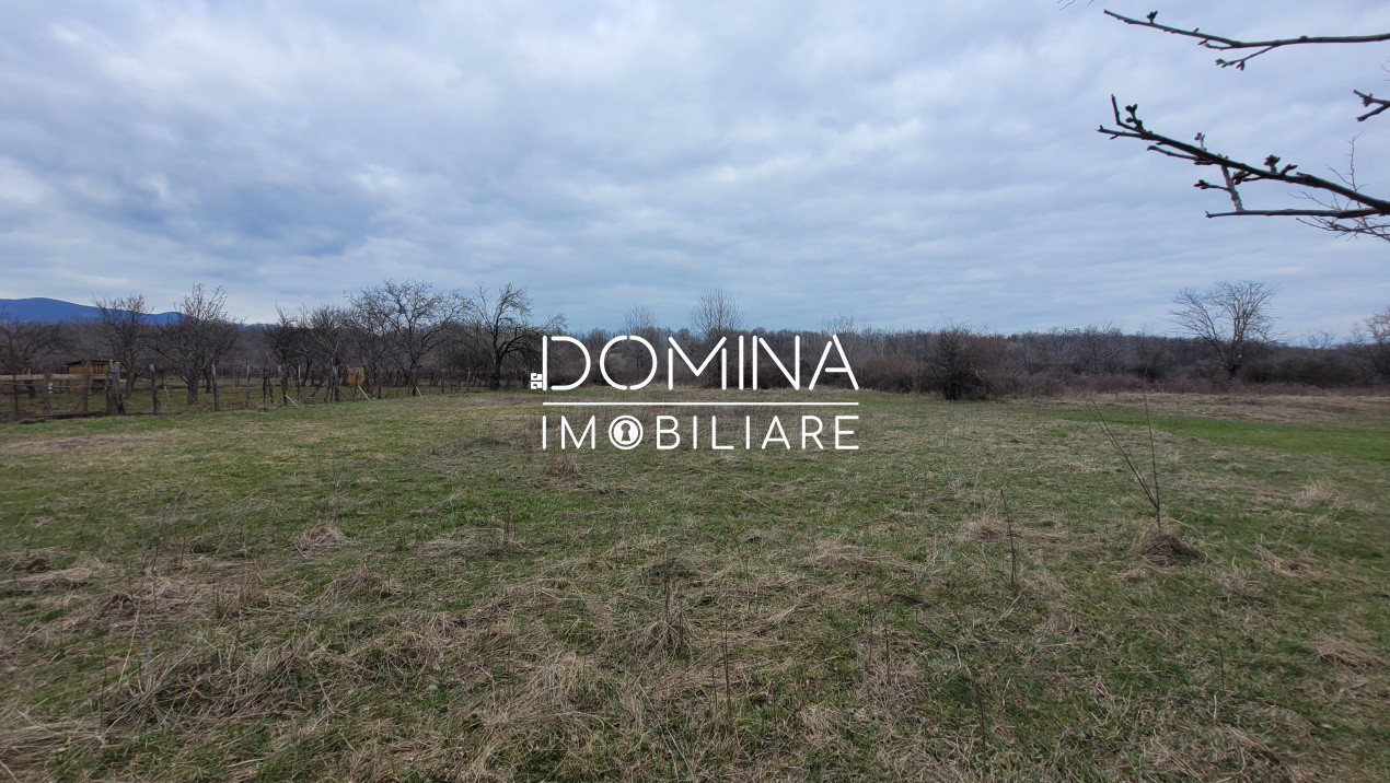 Vânzare teren 4364 mp, în comuna Crasna - sat Crasna