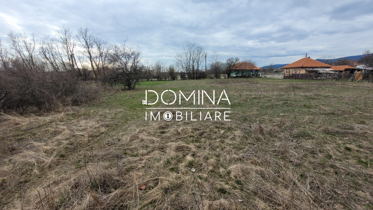 Vânzare teren 4364 mp, în comuna Crasna - sat Crasna