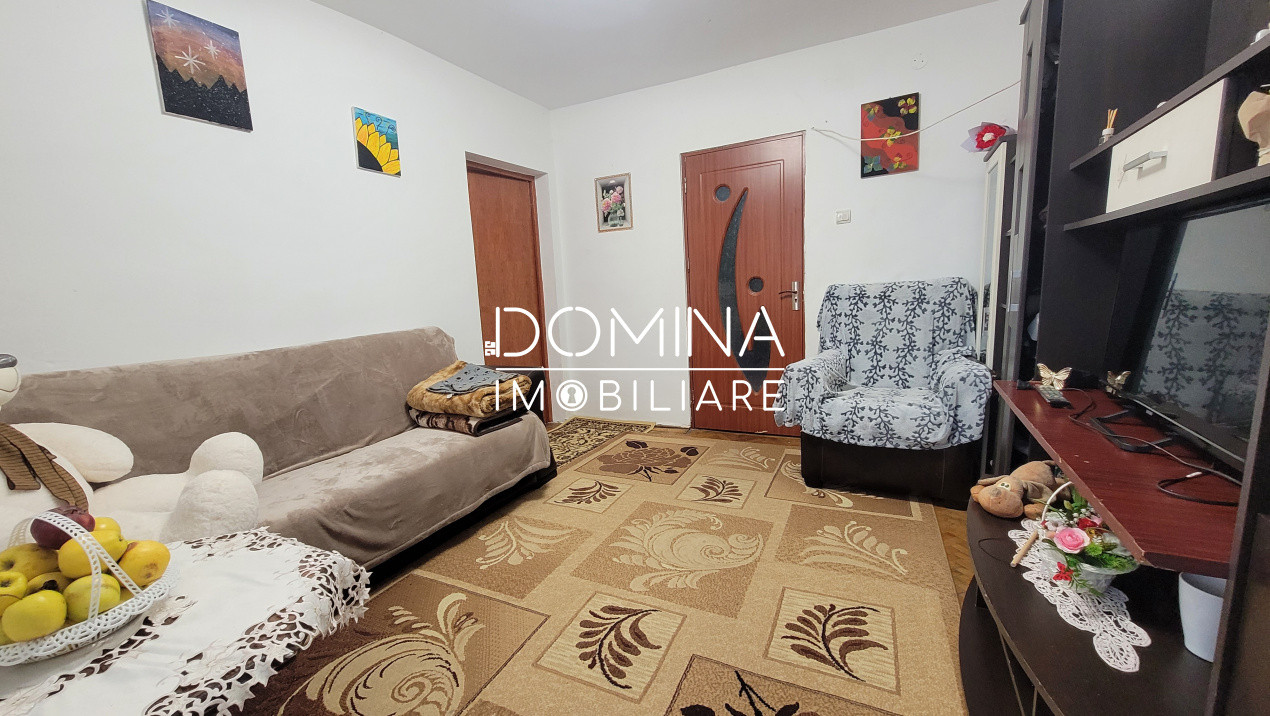 Vânzare apartament 4 camere, etajul 1, strada Nicolae Titulescu 