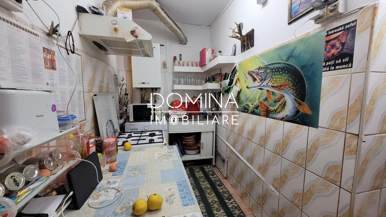 Vânzare apartament 4 camere, etajul 1, strada Nicolae Titulescu 