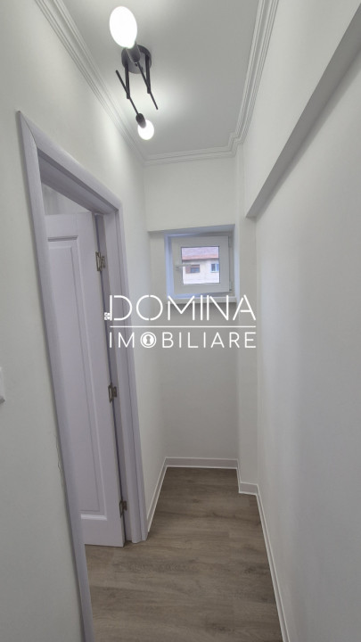 Vânzare apartament 2 camere, central, et. 3, construcție 1991, strada Victoriei