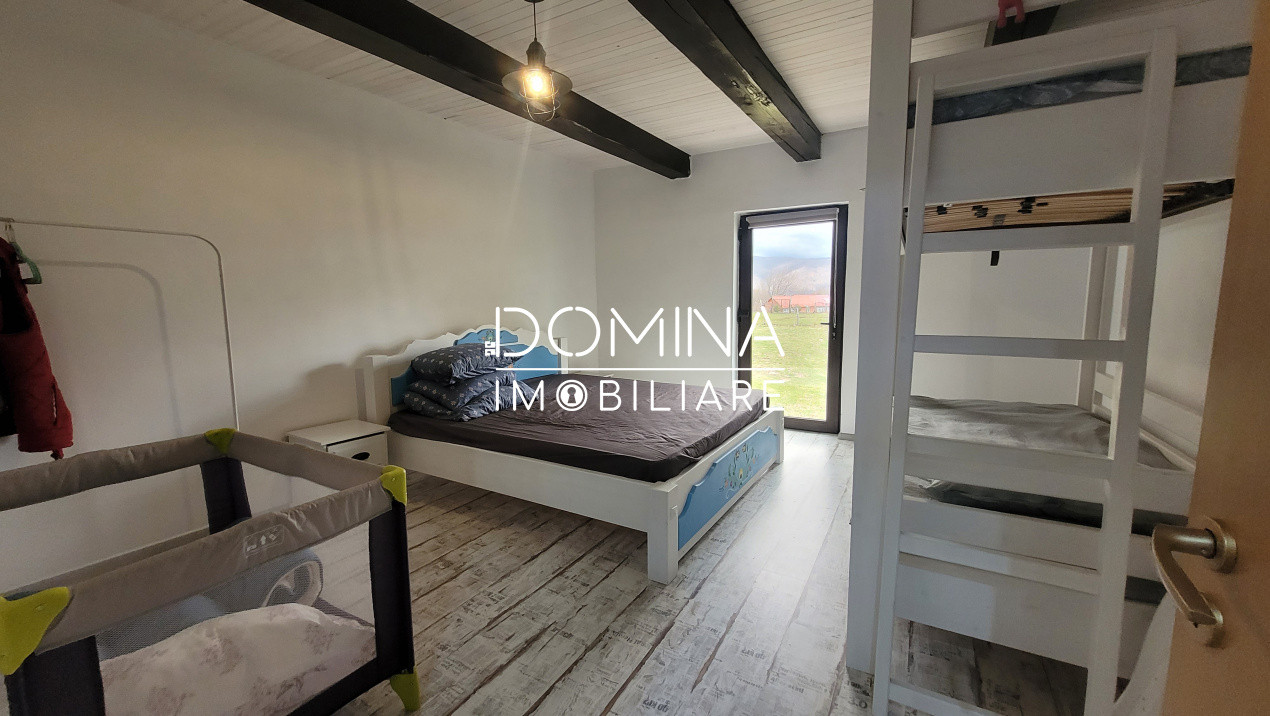 Vânzare casă de vacanță autonomă, priveliște spectaculoasă, Bumbești Jiu - Plai