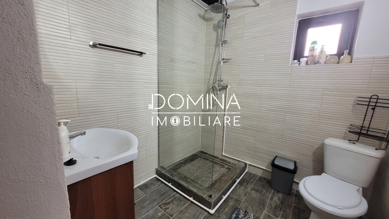 Vânzare casă de vacanță autonomă, priveliște spectaculoasă, Bumbești Jiu - Plai