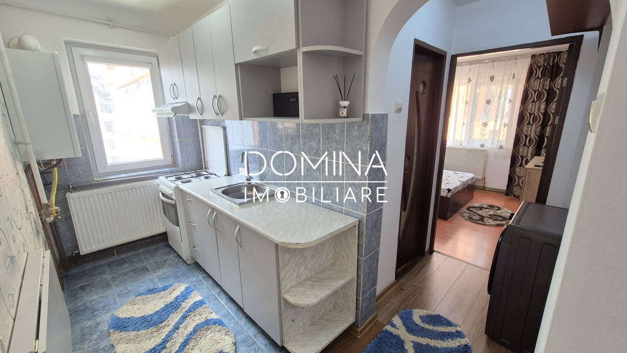 Vânzare apartament 2 camere *etaj 3* - Strada 22 Decembrie 1989 - zona 8 Mai