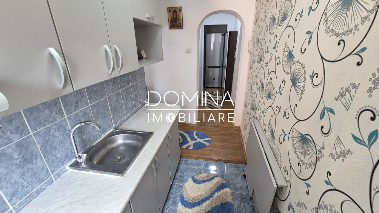 Vânzare apartament 2 camere *etaj 3* - Strada 22 Decembrie 1989 - zona 8 Mai