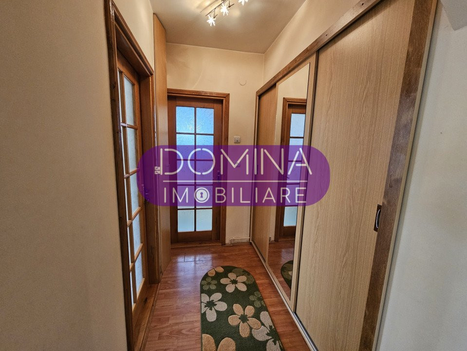 Vânzare apartament 2 camere spațios, situat în Târgu Jiu, Bld. Republicii