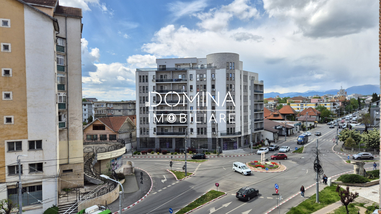 Vânzare apartament *2 camere - bloc 2000 - renovat - etaj 4/8* Bld. Republicii