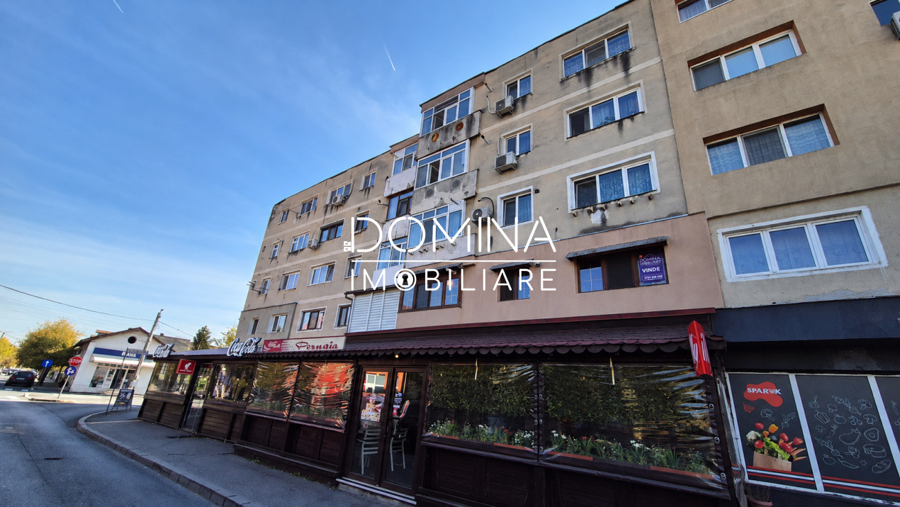 Vânzare apartament 2 camere, et.1, mobilat/utilat, în Târgu Jiu, zona 8 Mai