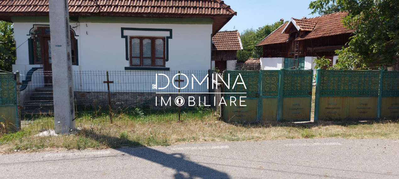Vânzare casă tradițională, teren 1583 mp, Polovragi 