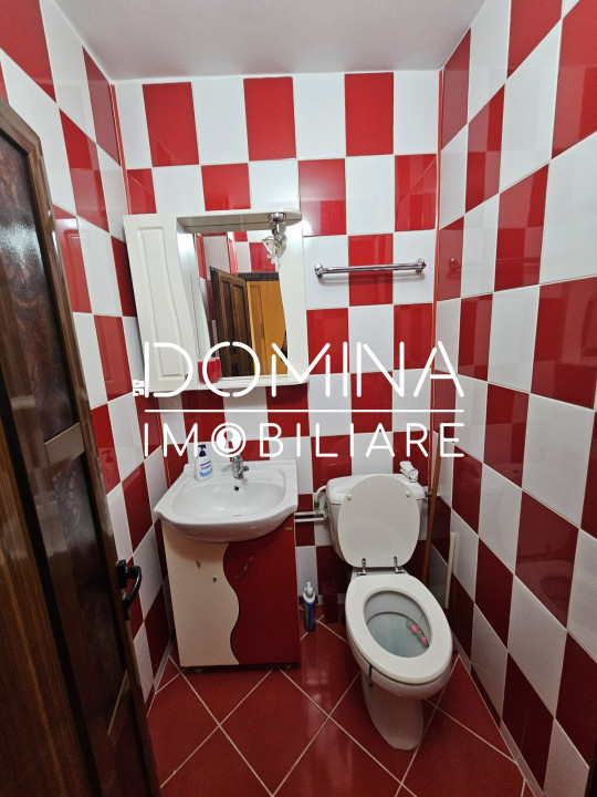 Închiriere apartament 3 camere situat în Târgu Jiu, strada 9 Mai - zona Mall