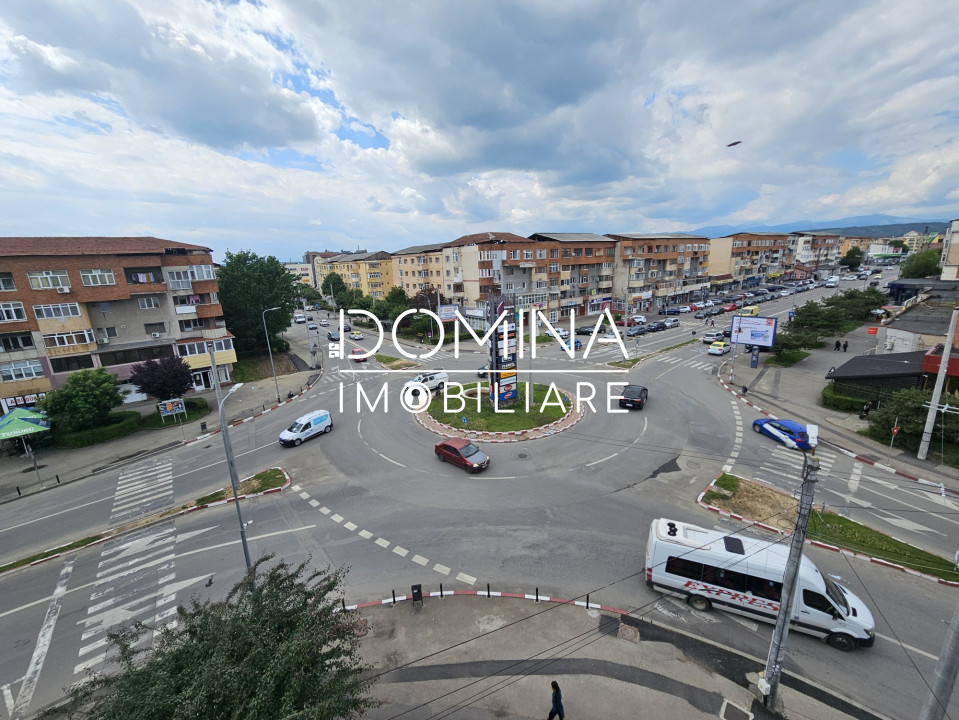 Închiriere apartament 3 camere situat în Târgu Jiu, strada 9 Mai - zona Mall