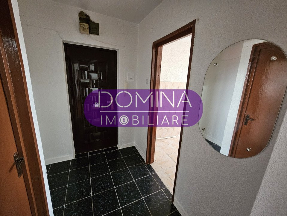 Vânzare apartament 2 camere situat în Târgu Jiu - zona Parcului Lido