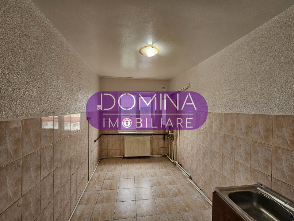 Vânzare apartament 2 camere situat în Târgu Jiu - zona Parcului Lido