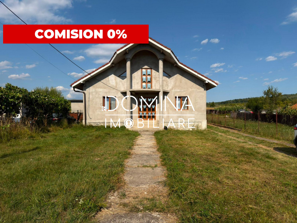 Vânzare casă P+M situată în Blahnița de Sus, Comuna Săcelu