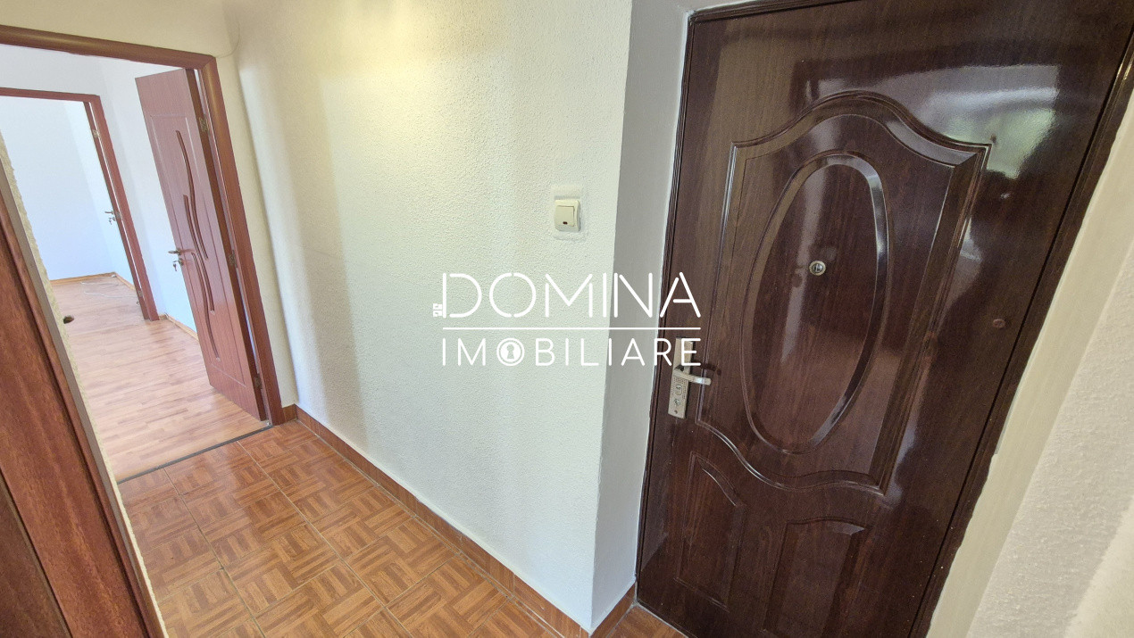 Vânzare apartament 3 camere, str. Slt. Gheorghe Bărboi - zona Casei Tineretului