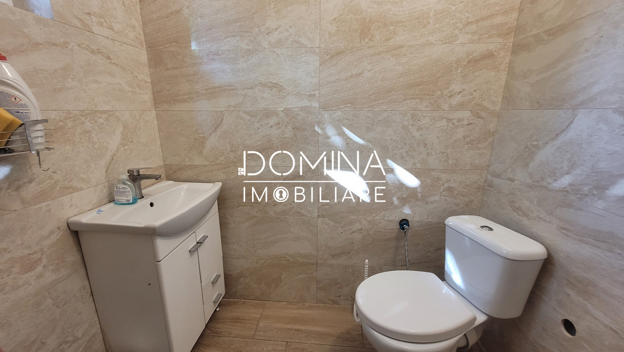 Închiriere spațiu comercial, zonă comercială activă, Piața Mică, Tg Jiu. 