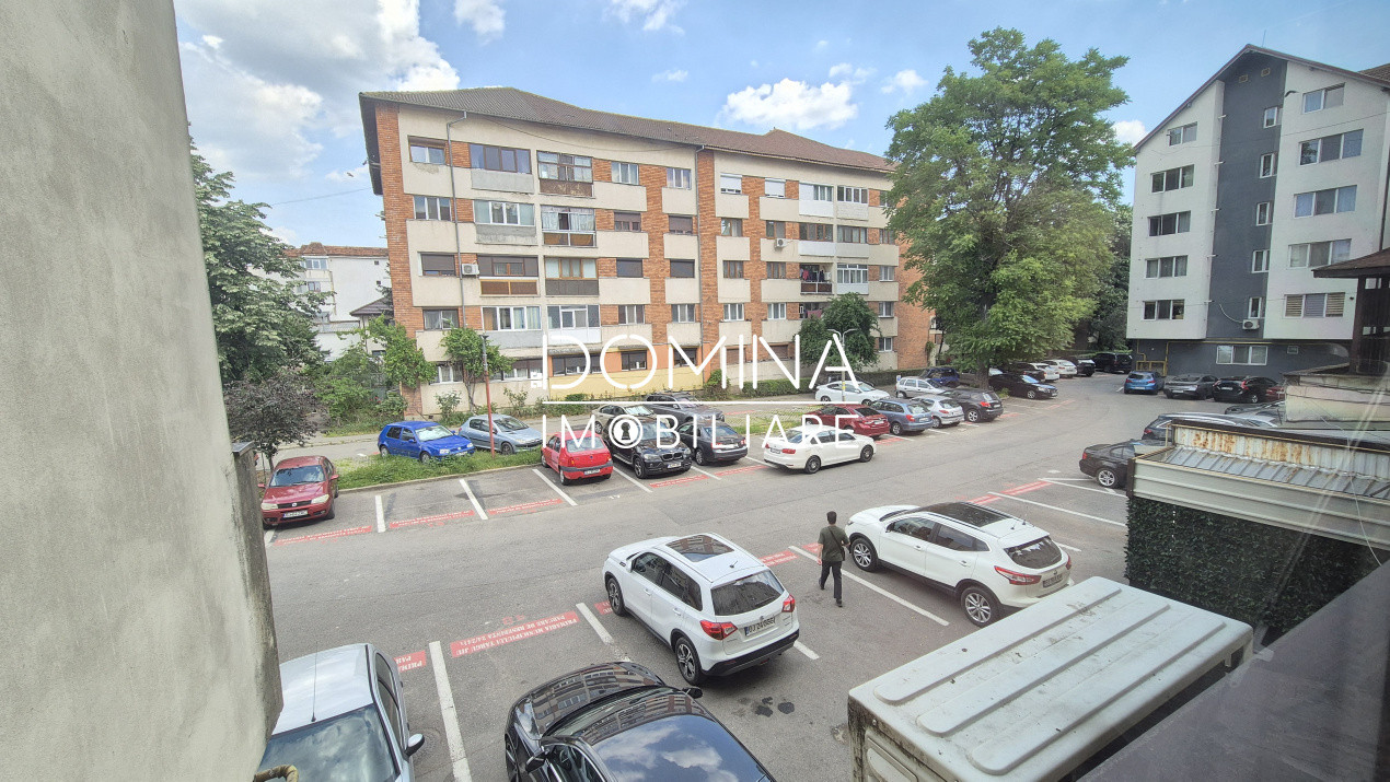Vânzare apartament 3 camere – etaj 1 – ultracentral – strada Victoriei
