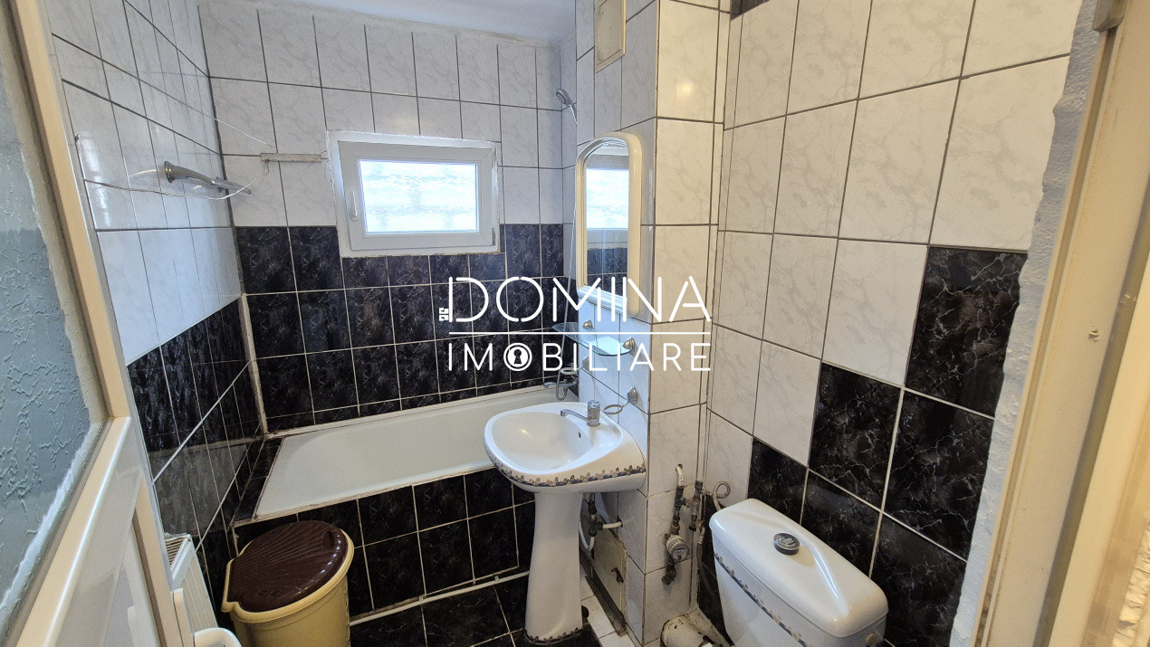 Vânzare apartament 2 camere, situat în Târgu Jiu, Aleea Plopilor