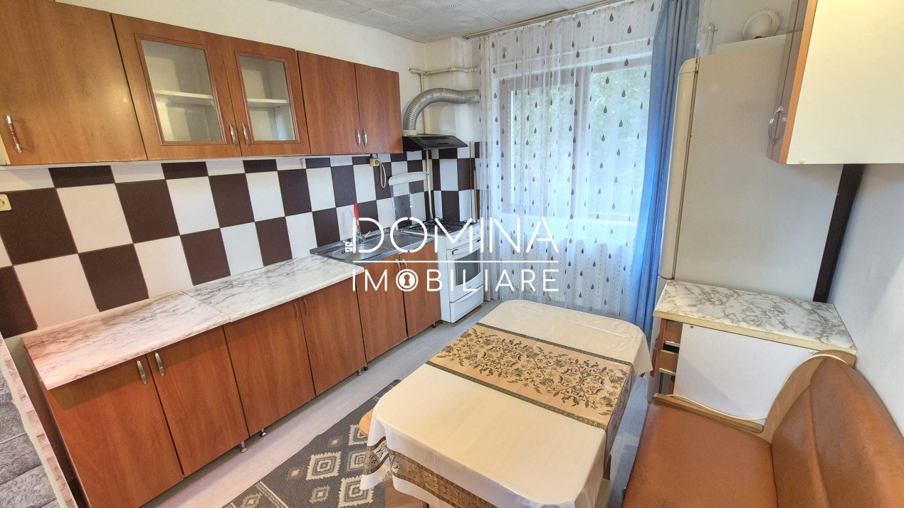Vânzare apartament 2 camere, situat în Târgu Jiu, Aleea Plopilor