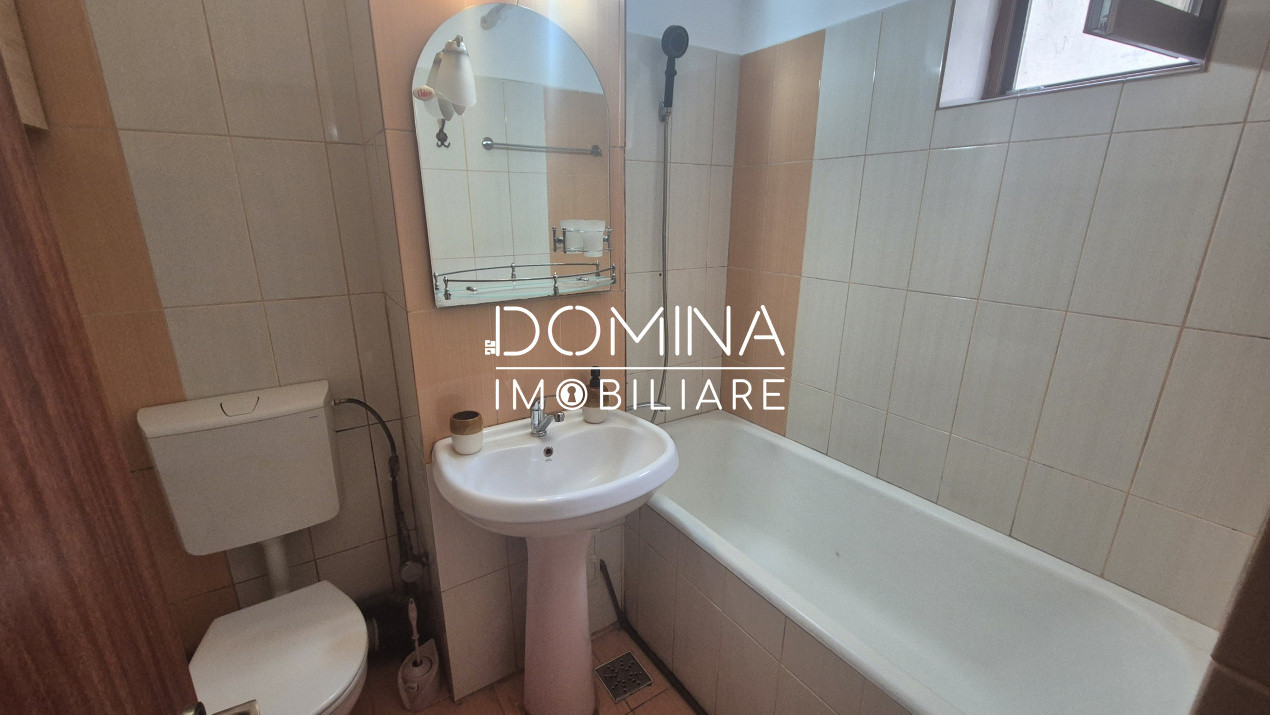 Închiriere apartament 3 camere, zonă centrală, strada Nicolae Bălcescu