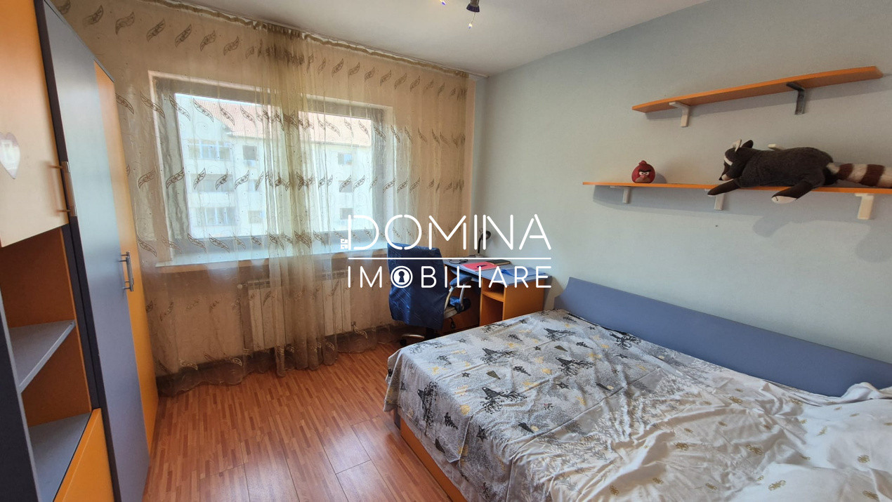 Închiriere apartament 3 camere, zonă centrală, strada Nicolae Bălcescu