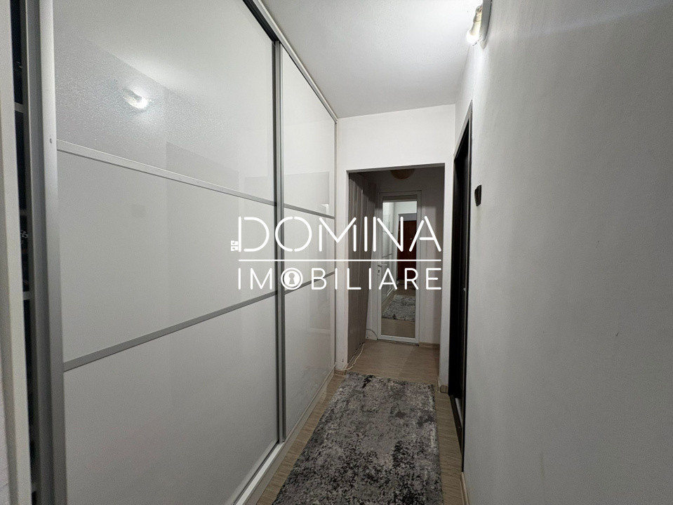 Vânzare apartament 3 camere decomandat, str. Victoriei, zona Mall – Târgu Jiu