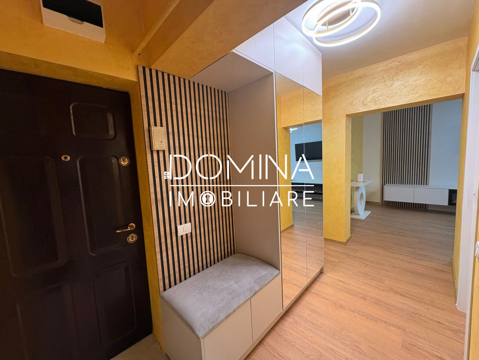 Închiriere apartament 4 camere, modern, prima închiriere, strada Bradului