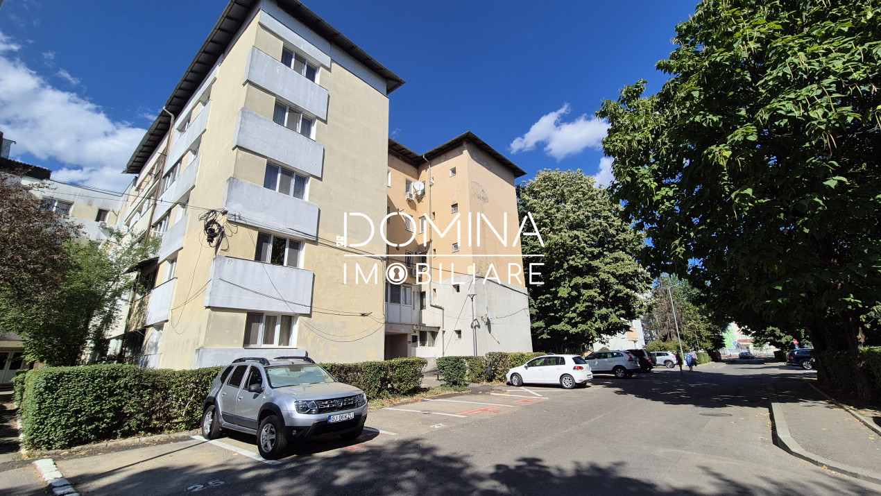Vânzare apartament 3 camere, decomandat, etaj 1, în Târgu Jiu, Aleea Teilor 