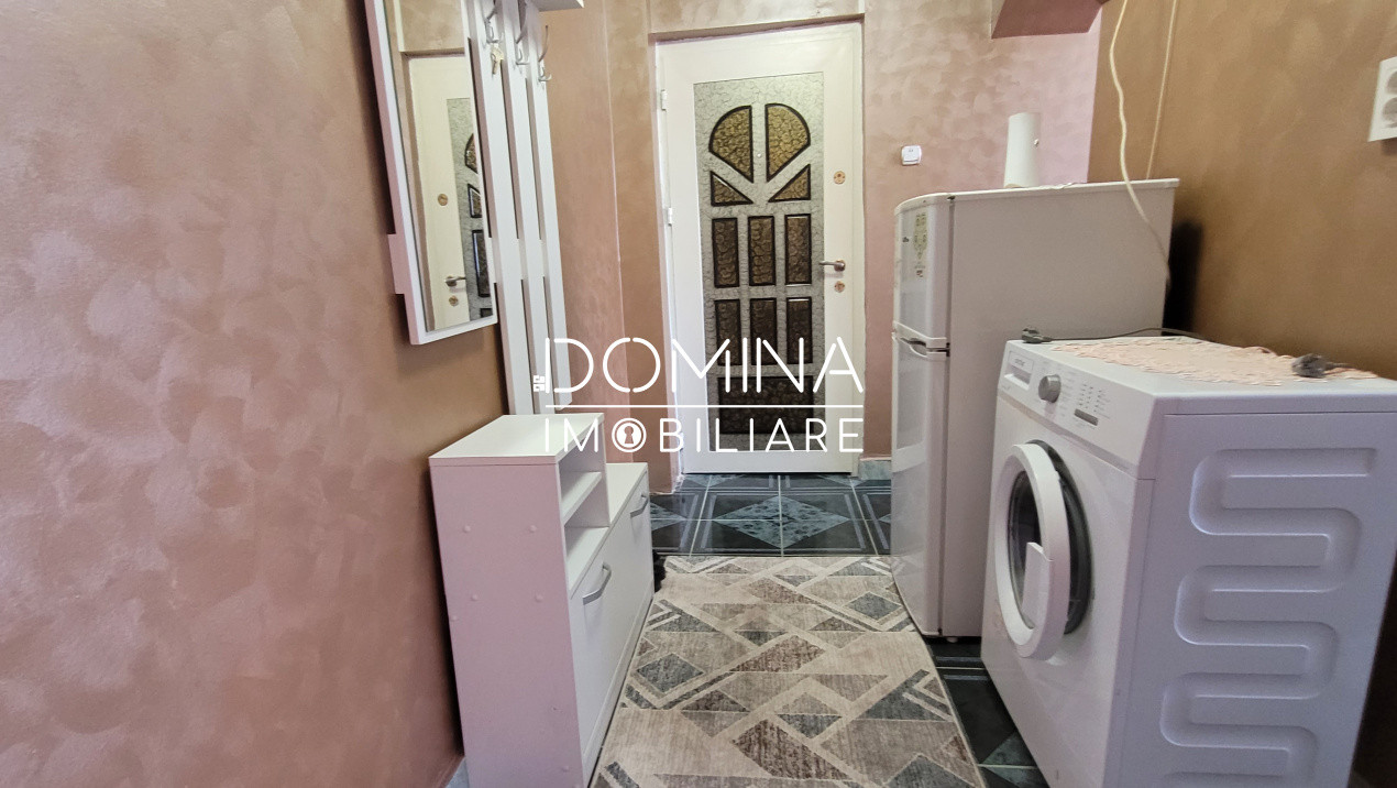 Vânzare apartament 3 camere, renovat, Aleea Plopilor, Târgu Jiu
