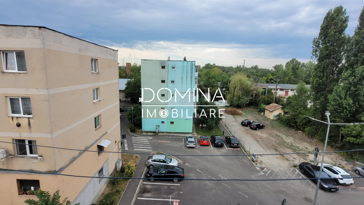 Vânzare apartament 3 camere, renovat, Aleea Plopilor, Târgu Jiu