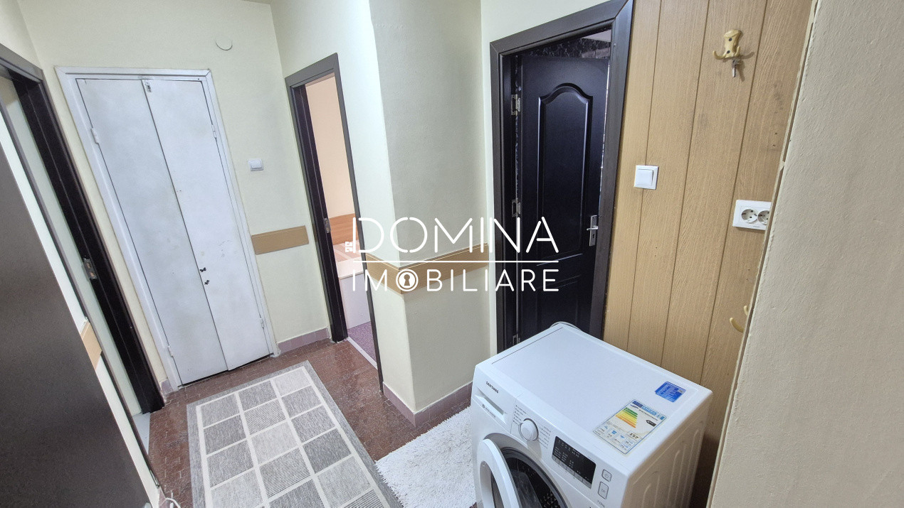 Vânzare apartament 3 camere, etaj 1, strada Brândușei, Târgu Jiu