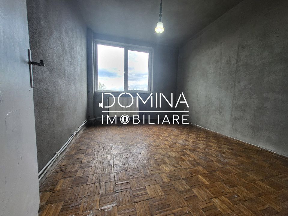 Vânzare apartament cu 3 camere, strada Garofiței, zona 1 Mai