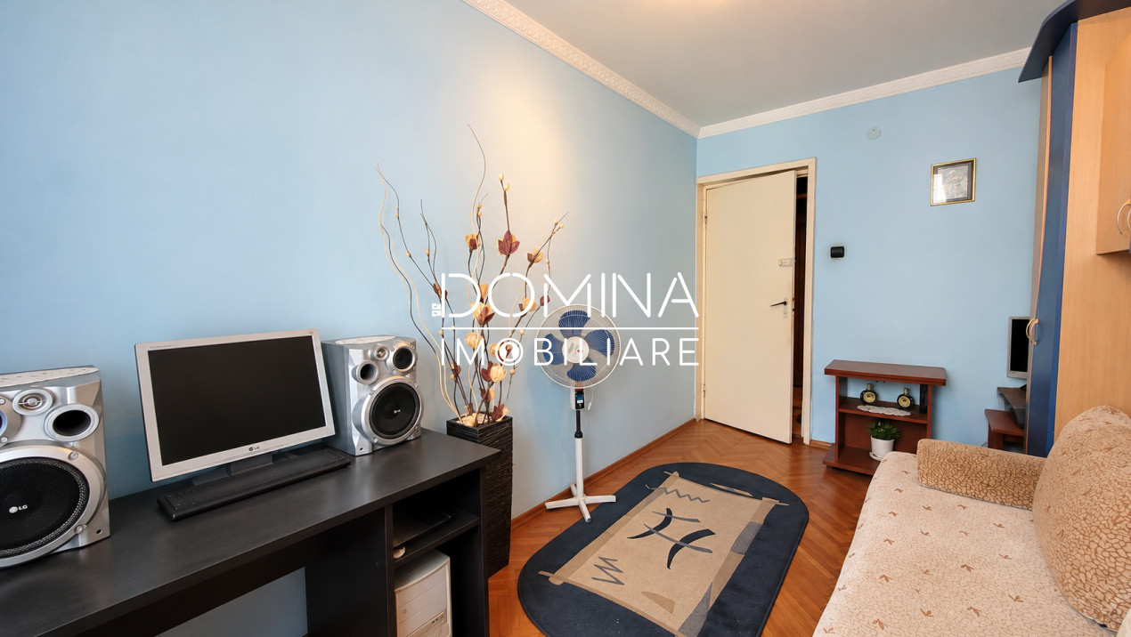 Vânzare apartament 4 camere, et.2,  situat în Târgu Jiu, Aleea Plopilor