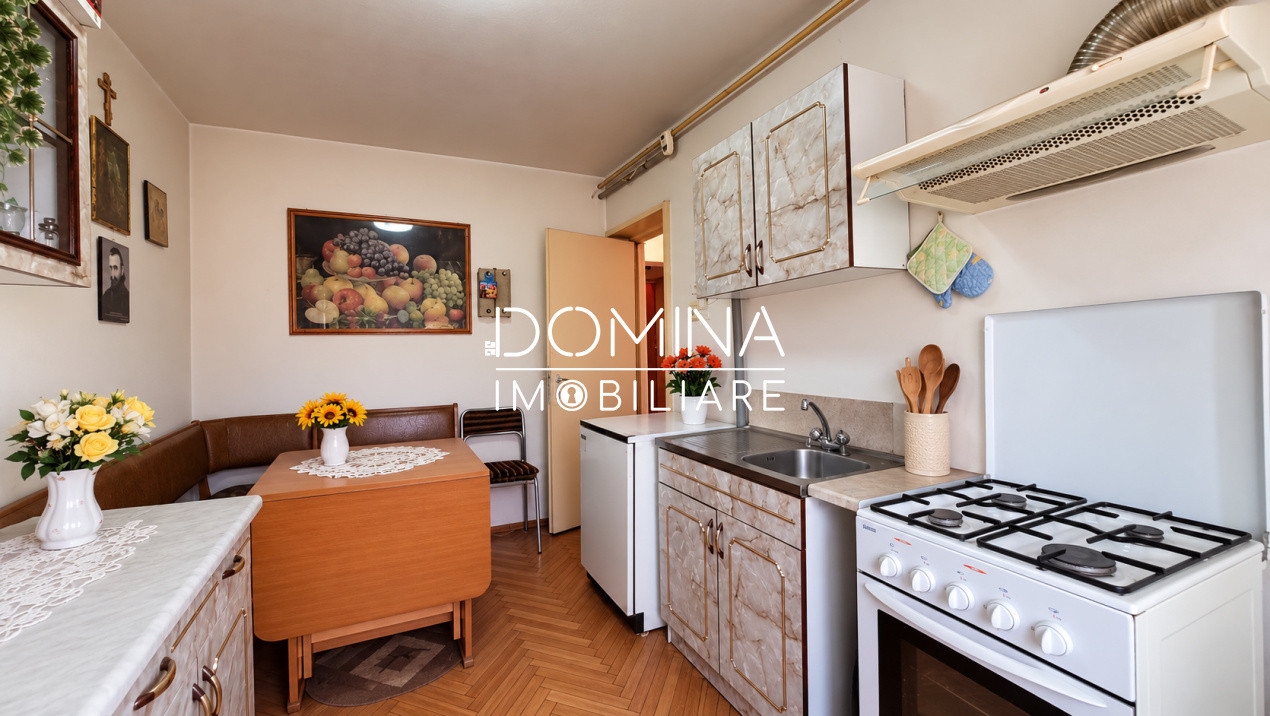 Vânzare apartament 4 camere, et.2,  situat în Târgu Jiu, Aleea Plopilor