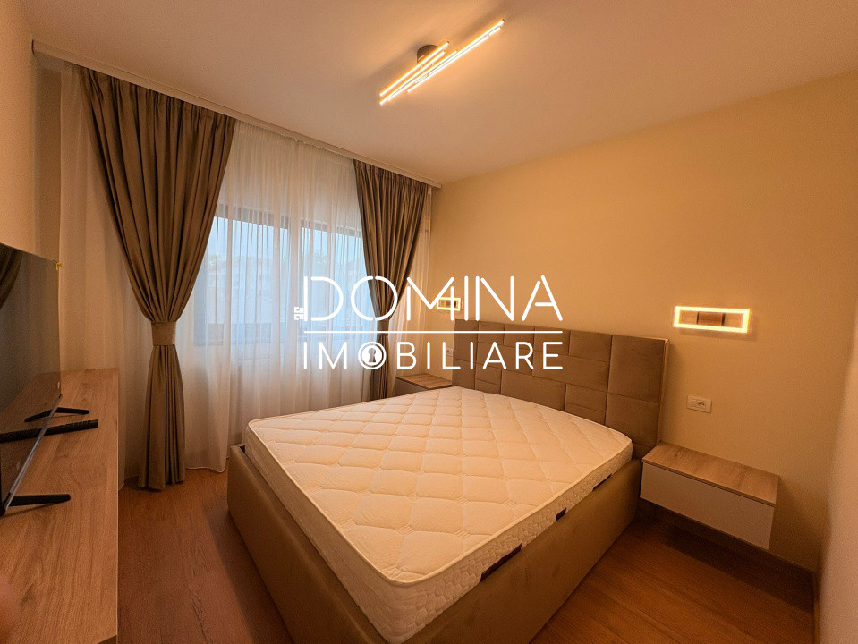Închiriere apartament 4 camere, modern, strada Bradului