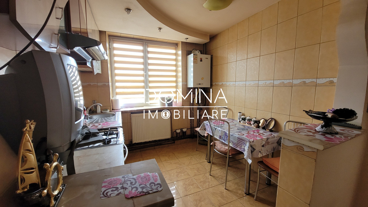 Închiriere apartament 3 camere, Târgu Jiu, zona centrală