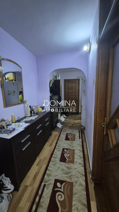 Vânzare apartament 3 camere, strada Nicolae Grigorescu - zona Debarcader