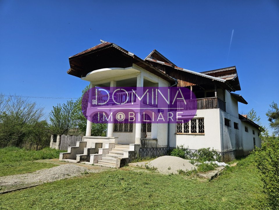 Vânzare casă și teren situate în  Drăguțești, sat Tîlvești - zonă liniștită