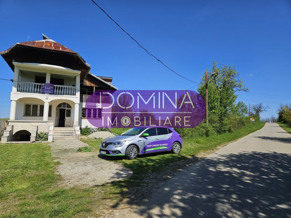 Vânzare casă și teren situate în  Drăguțești, sat Tîlvești - zonă liniștită