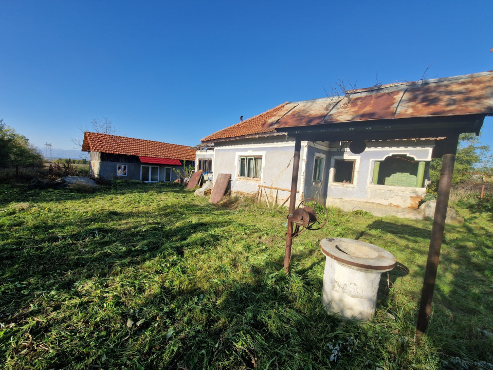 Vânzare proprietate situată în Comuna Dănești, sat Ungureni