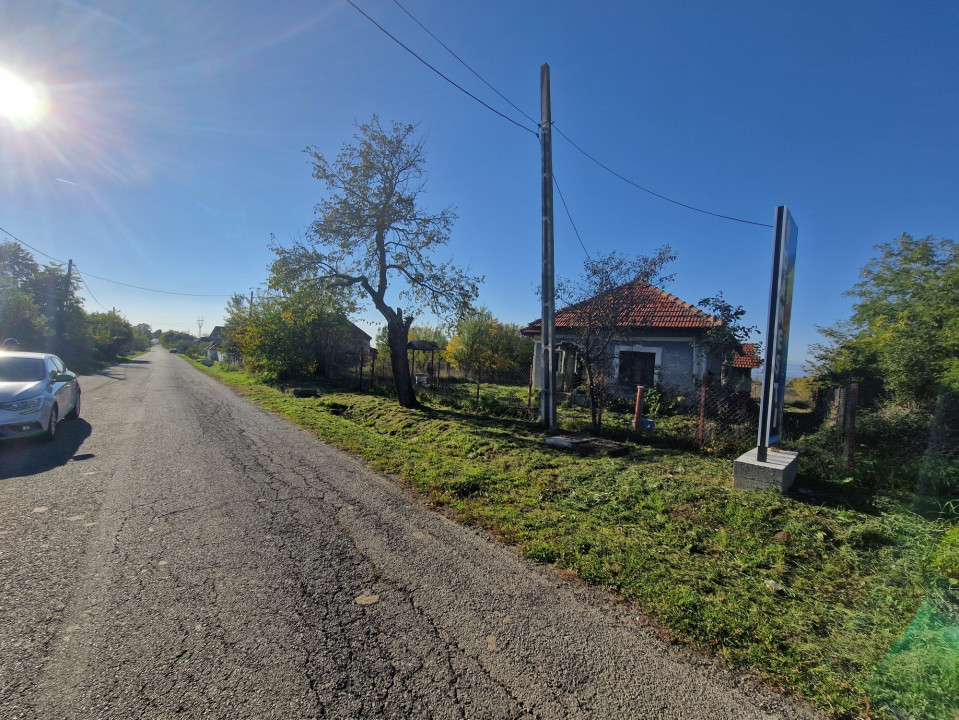 Vânzare proprietate situată în Comuna Dănești, sat Ungureni