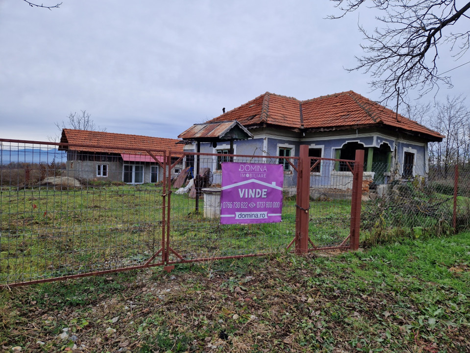Vânzare proprietate situată în Comuna Dănești, sat Ungureni