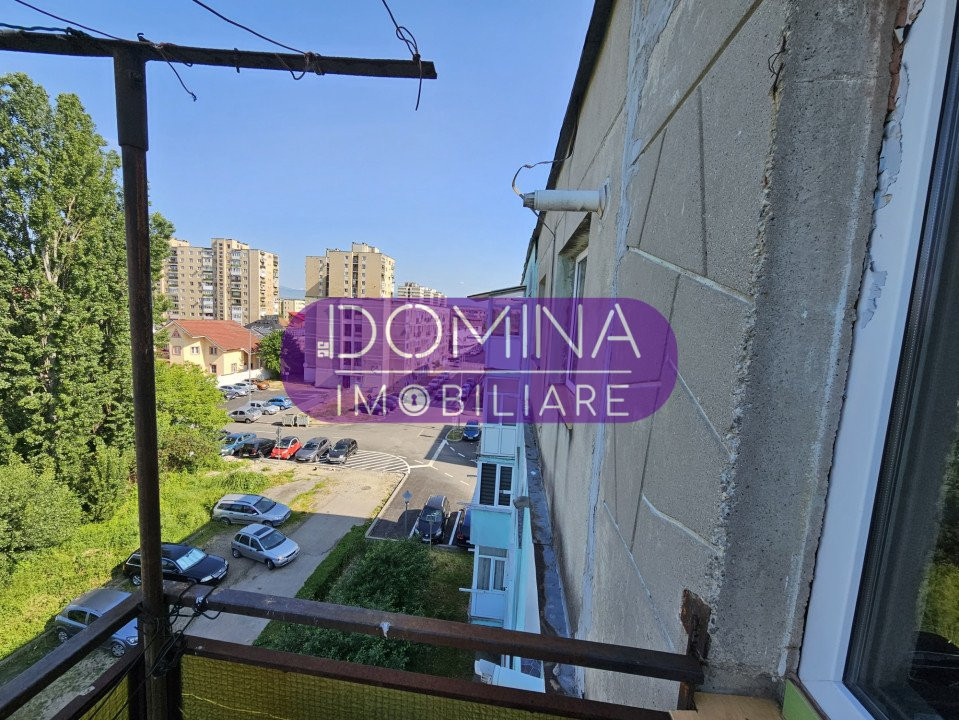 Vânzare apartament 2 camere, situat în Târgu Jiu, Aleea Plopilor