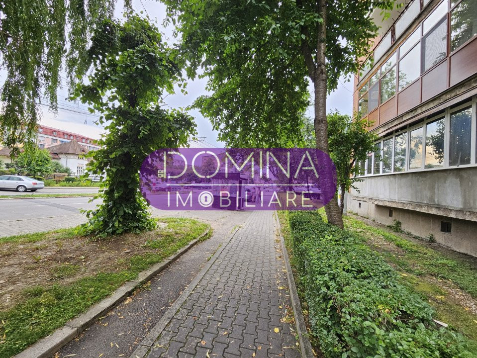 Vânzare apartament 4 camere decomandat, Bld. Ecaterina Teodoroiu